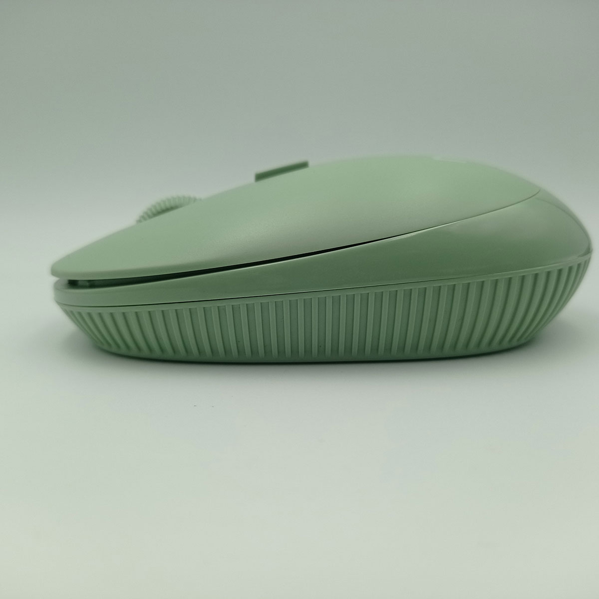 nm71-wireless-mouse-green-03