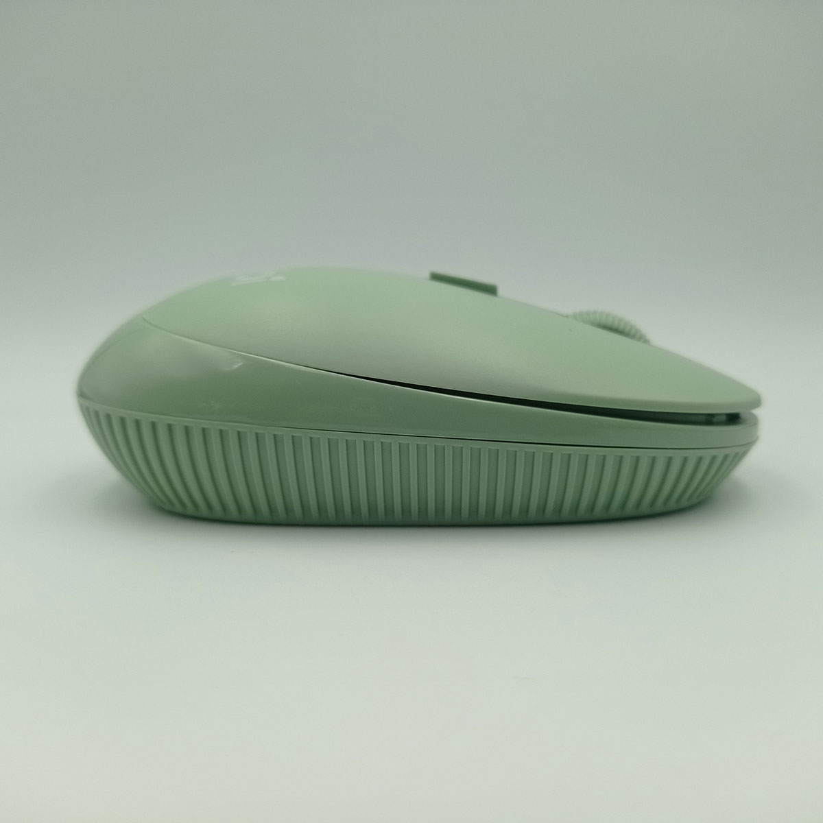 nm71-wireless-mouse-green-04